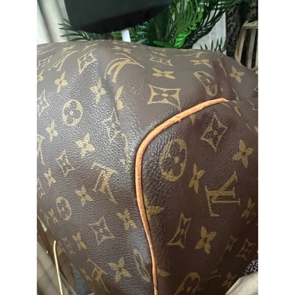 Louis Vuitton Authentic Monogram Canvas Speedy 40 Tote - Picture 15 of 16